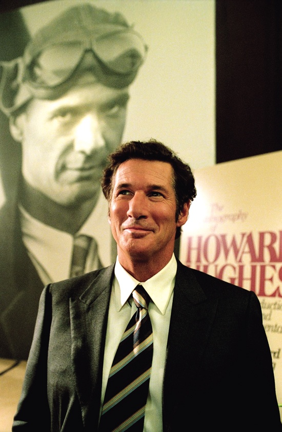 非纪实性传记片《骗局》 从疯狂开始_影评_电