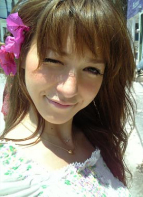 藤井莉娜