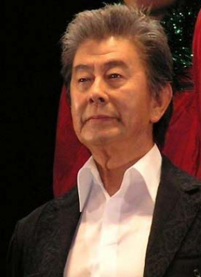 宇津井健