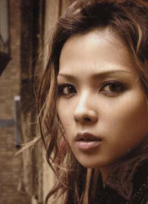 上木彩矢
