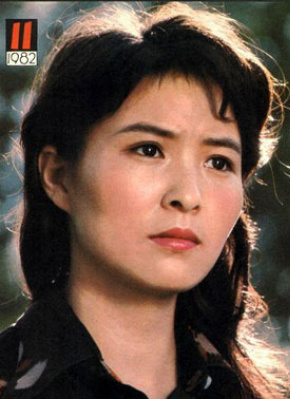 李羚