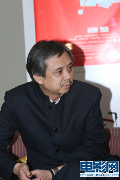 陈嘉上赞内地导演不向商业低头 斥电影制作费