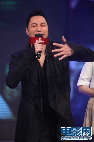 郭富城演《B+侦探》精神险错乱 现场断案引笑