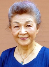 草村礼子