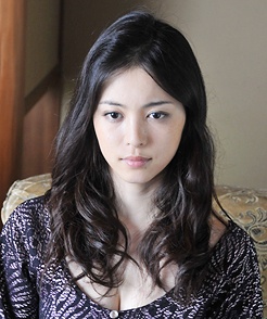 岩佐真悠子