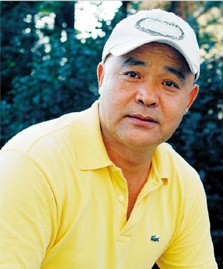 張玉春　