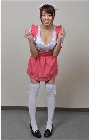 中村静香变身性感兔女郎 十种装扮满足男人妄想