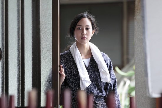 张钧宁称床戏尺度不设限 秦昊疲劳过度拍戏睡