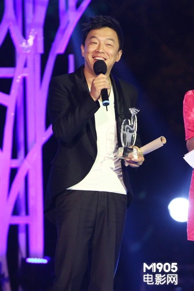 手机电影节闭幕 黄渤导演处女作捧最佳微电影