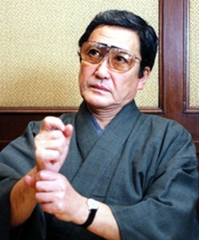 万屋锦之介
