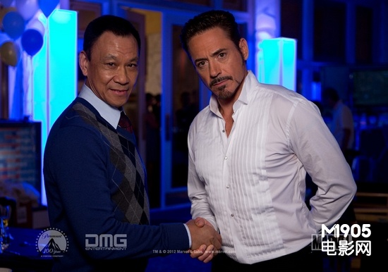 《钢铁侠3》曝新剧照 托尼·斯塔克享受神奇雪