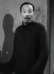 巢非非