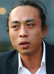尹志文
