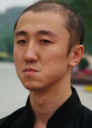 佟骏