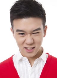 董奕泽