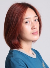 黄莉