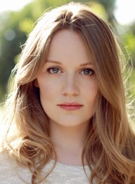 Cara Theobold