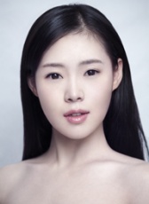 陳泯西