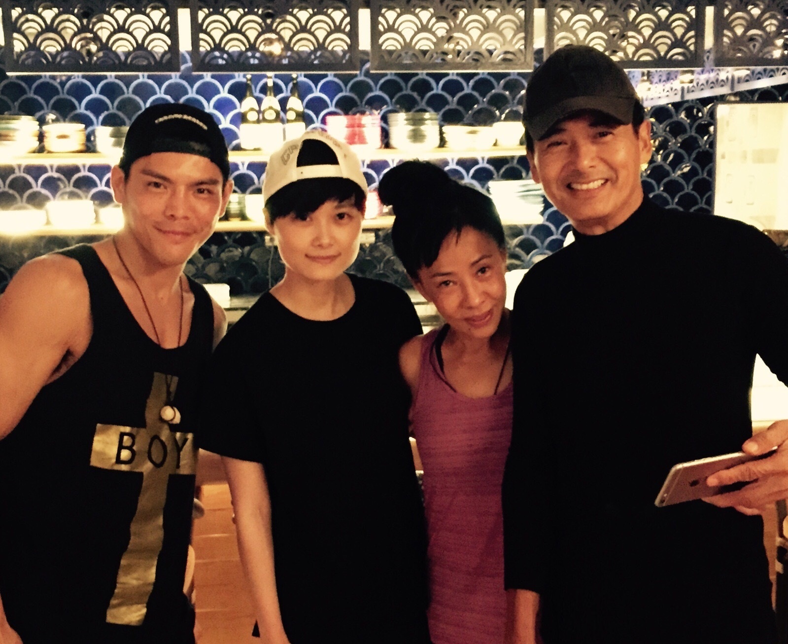 《澳门风云3》“新人”引关注 向佐大赞李宇春_华语_电影网_1905.com