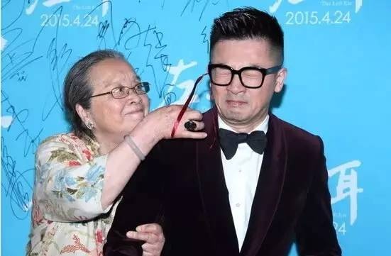 《还珠格格》不拍电影拍动画片!小燕子任导演_华语_电影网_1905.com