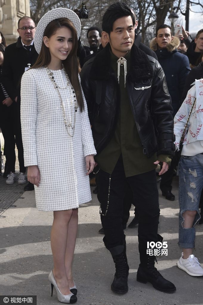 巴黎时装周 周杰伦、昆凌夫妻婚后首次合体亮