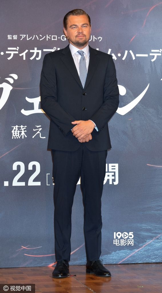 《荒野猎人》东京首映礼:小李亲临现场帅气敲