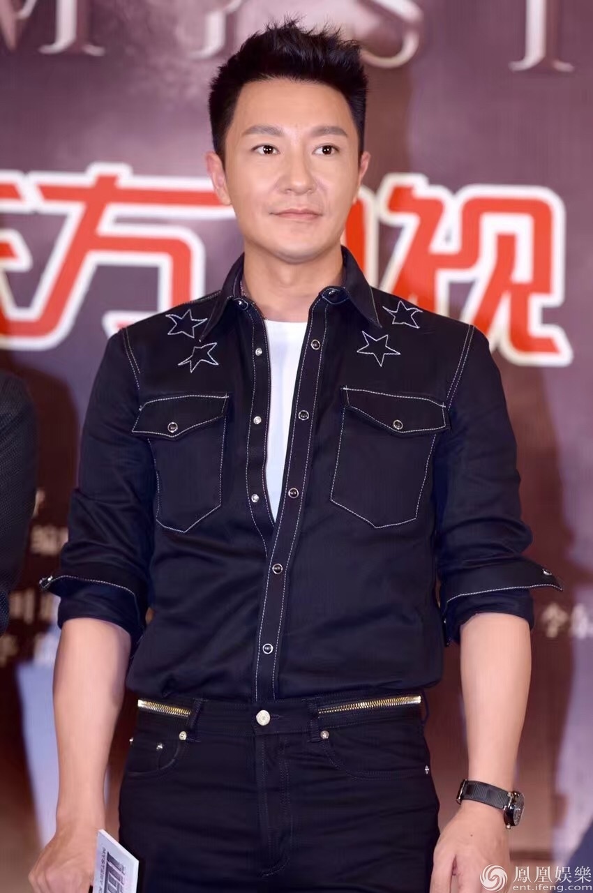 《谜砂》上海发布会 李宗翰戏里戏外反被“撩”_滚动新闻_电影网_1905.com