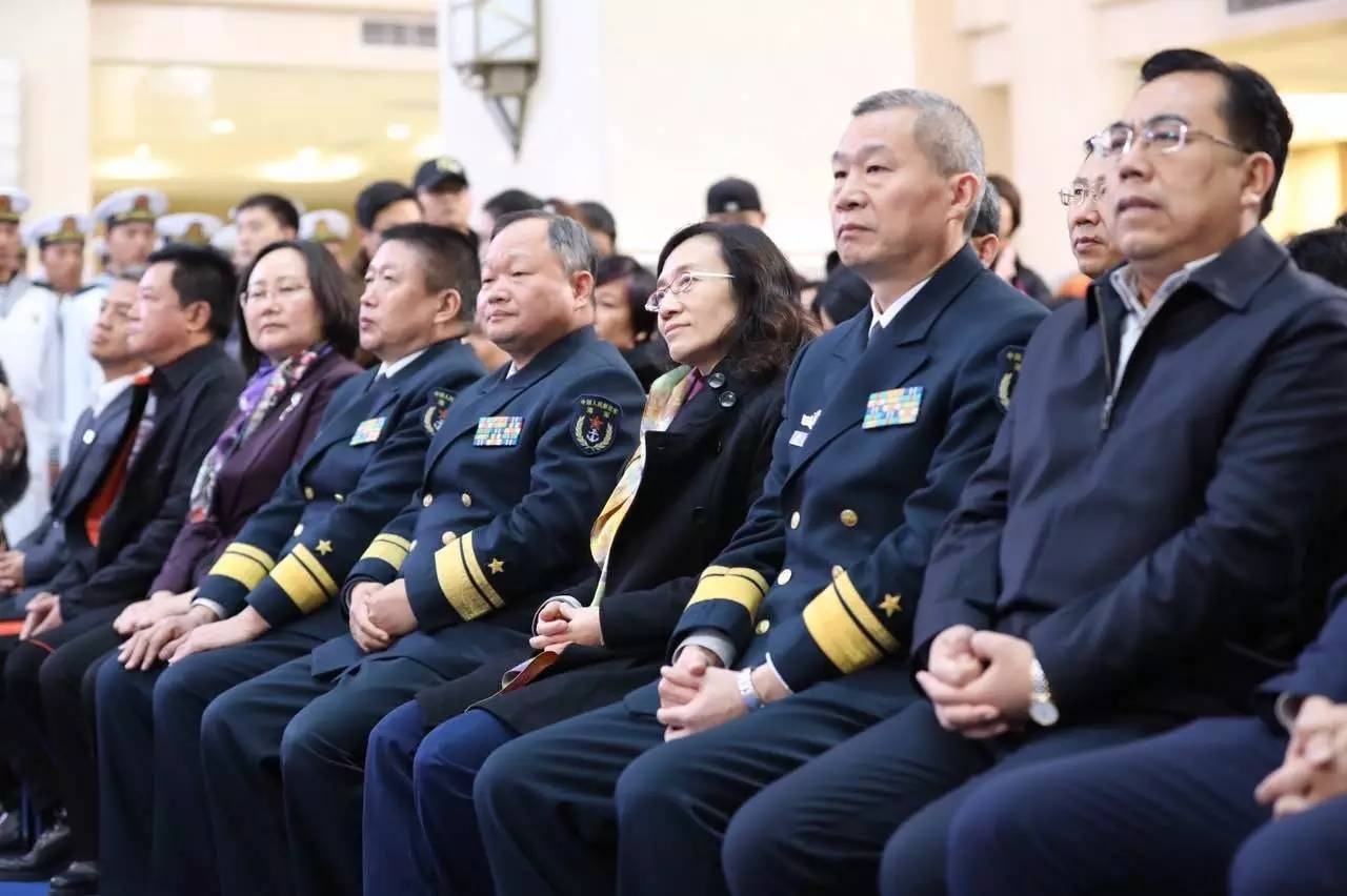 赵宝刚新剧 深海利剑 青岛开机 讲述90后潜艇兵青春