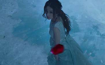 《美女与野兽》曝中文MV Hebe井柏然共赴真