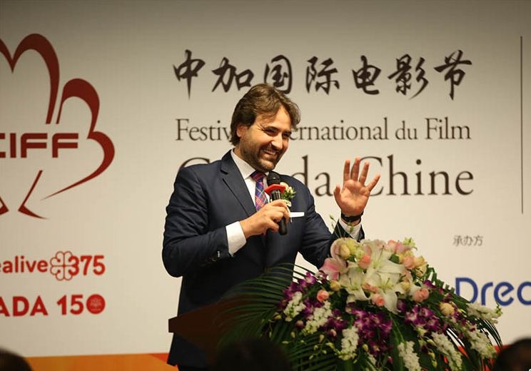 吴宇森版《纵横四海2》将重启 或中加两国合拍