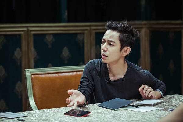 何炅壁纸_何炅桌面壁纸_谢娜壁纸_何炅电脑壁纸_博灵PS网