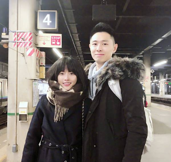 张嘉倪承认怀二胎 老公买超背景强大和王思聪