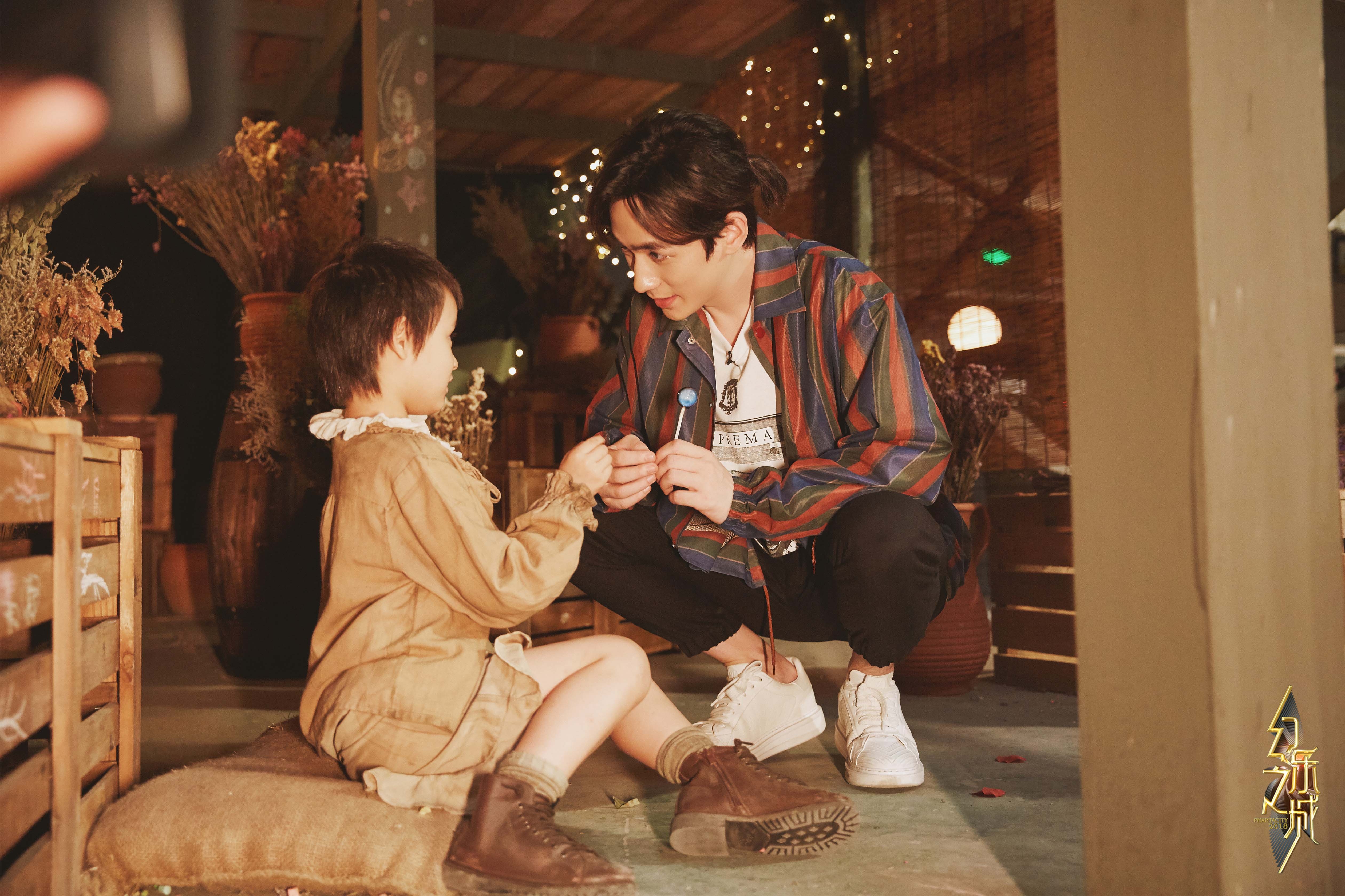 《幻乐之城》朱一龙搭档最小助演 提前见面培养默契