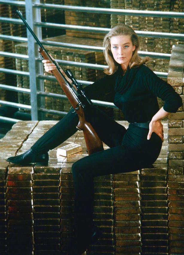 妮娅·玛蕾特去世 出演《007之金手指》后放弃演戏