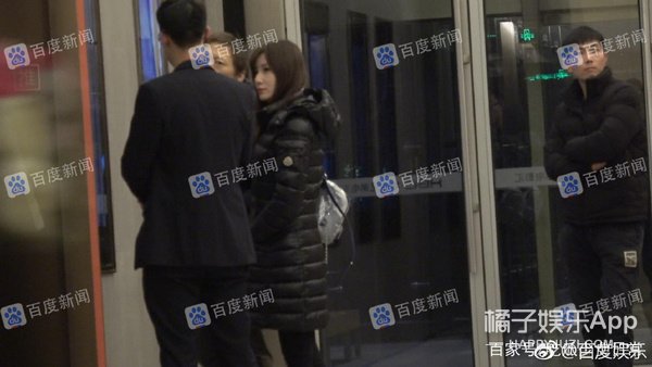 bob体育:被拍了大半个月的恋情怎么是他俩?