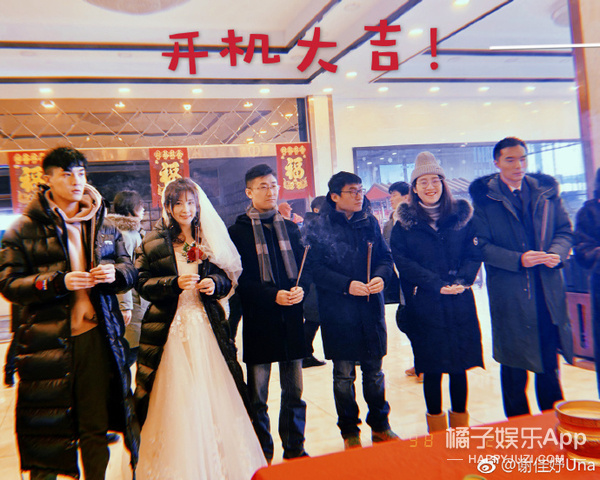 bob体育:被拍了大半个月的恋情怎么是他俩?