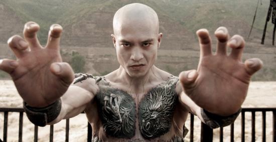 安志杰练邪功挑战苏乞儿 金缕入肉显凶恶