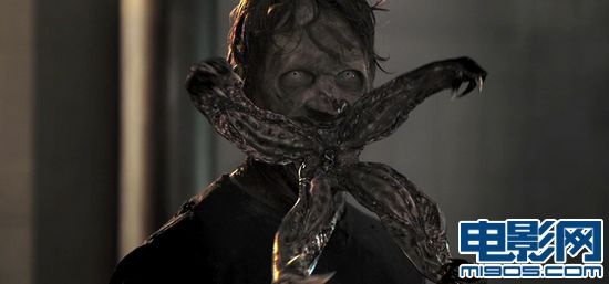 《生化危机4》放新照 打女乔沃维奇变身女忍者