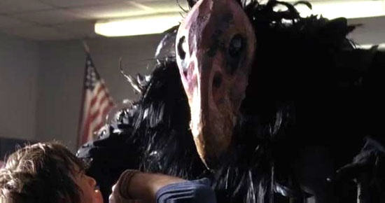 《猛鬼生日宴》独家中文预告 小镇惊悚鬼怪传