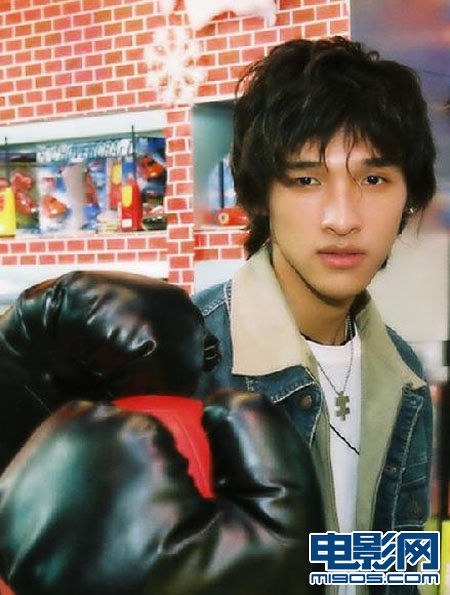 《宅男总动员》众星力捧黄又南 宅男帮英俊逼