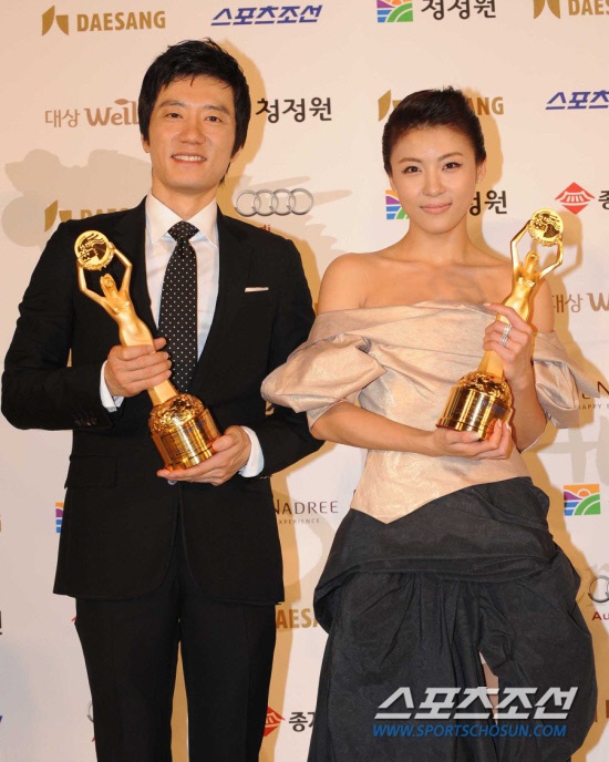 青龙电影节将举行按手印仪式 影帝后齐聚一堂