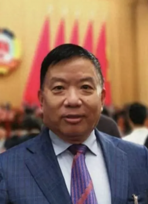李國興