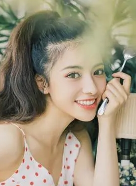 吴静怡