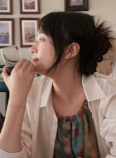 许菲菲