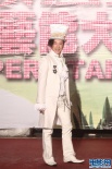 中日韓藝人相聚小巨蛋 蕭亞軒斜肩紅裙艷壓群芳