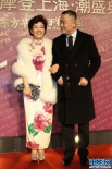“潮盛典”上海開(kāi)幕 張馨予秀美背海清帶病上陣