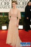 斯嘉丽·约翰逊红毯大秀香肩 深V礼服春光无限