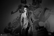 佟大为黑白写真曝光 光影游走世界展熟男魅力