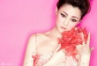殷桃初春写真人面如花 双唇轻咬手指摆性感姿态