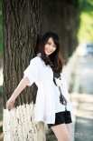 “謀女郎”李曼田園寫真“氧氣美女”清新動(dòng)人